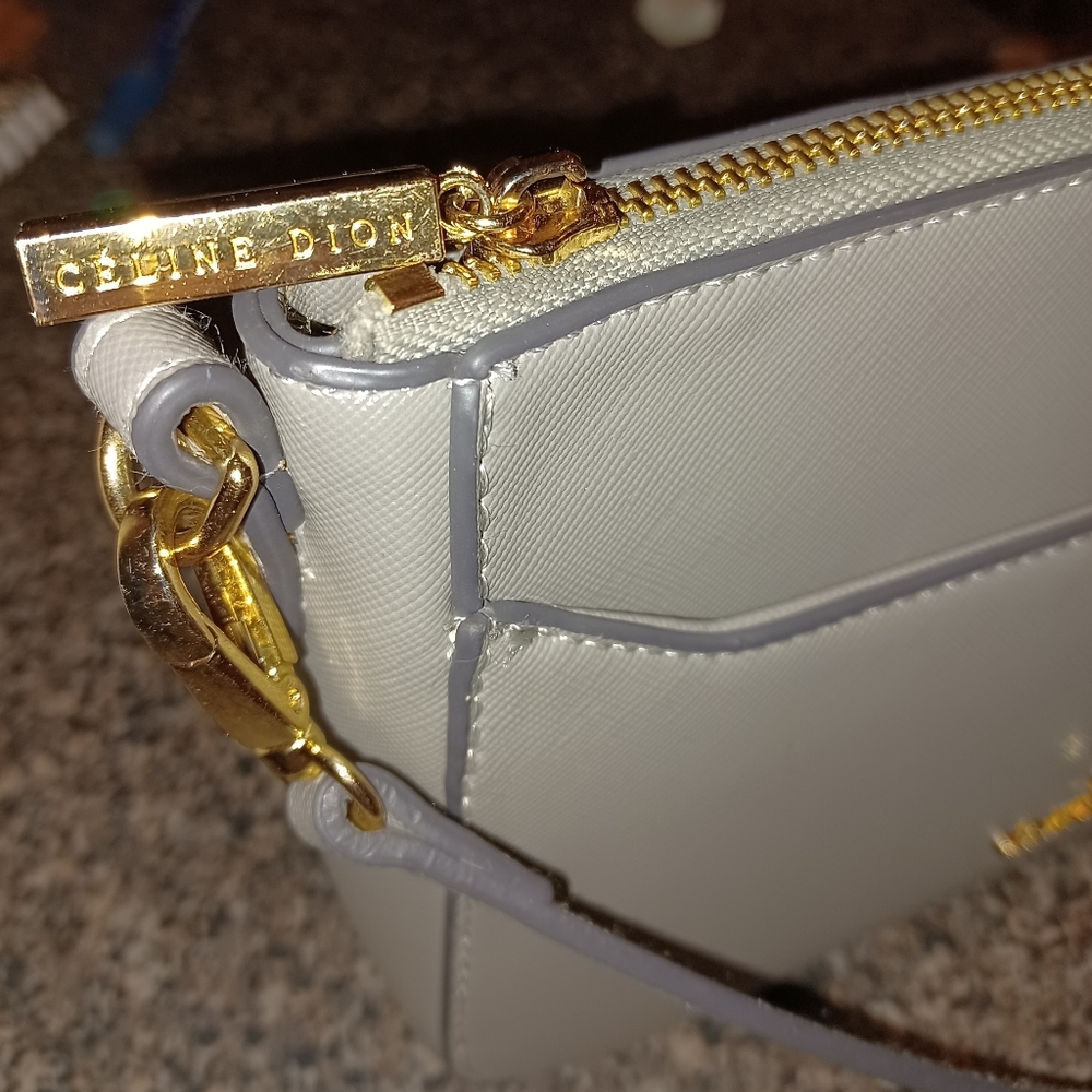 Crossbody - Picture 5 of 7